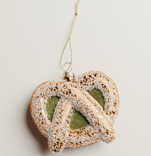 Ornaments & Figurines